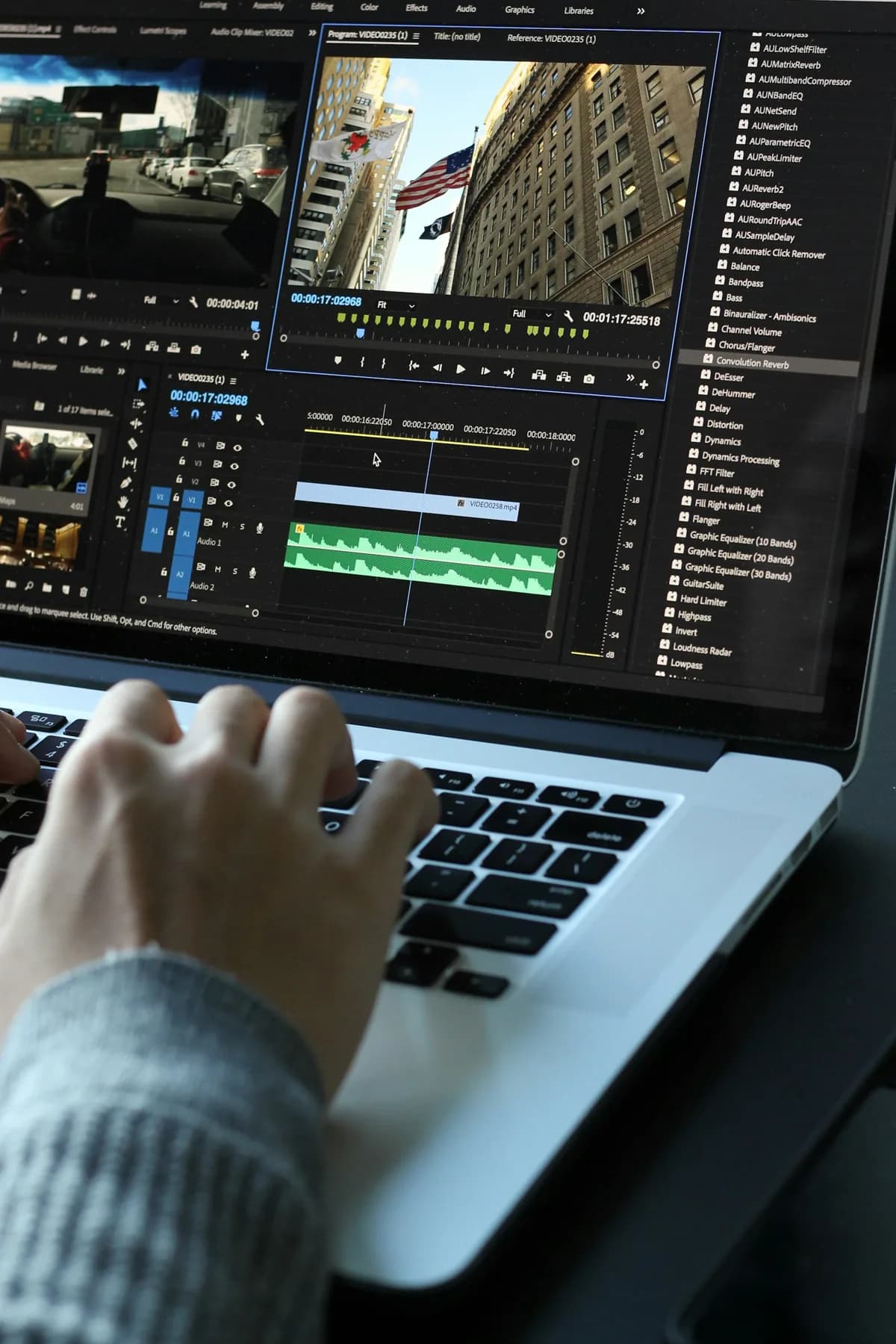 Chuyên gia biên tập video trên máy tính